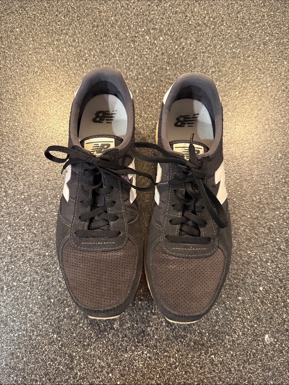 New Balance Black and White Women's Casual Sneakers - size 8.5